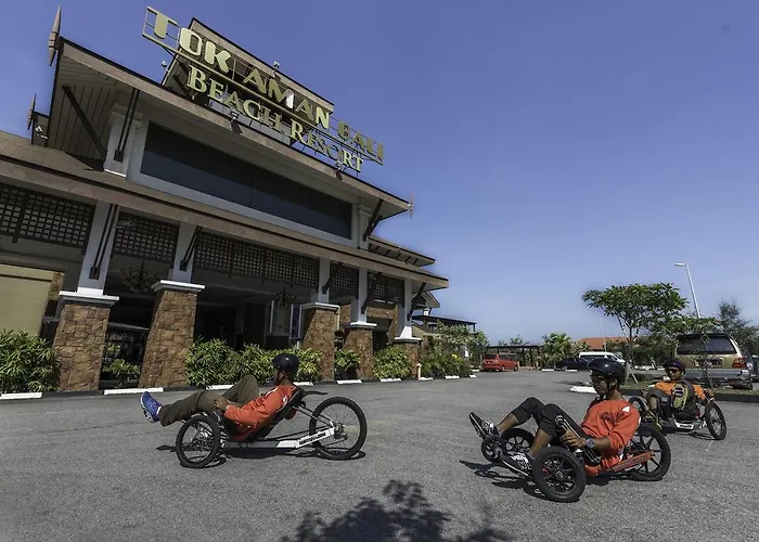 Tok Aman Bali Beach Resort @ Beachfront